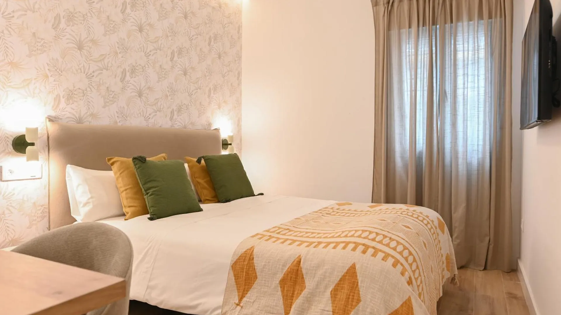 Alohamundi Curtidurias Apartment Seville
