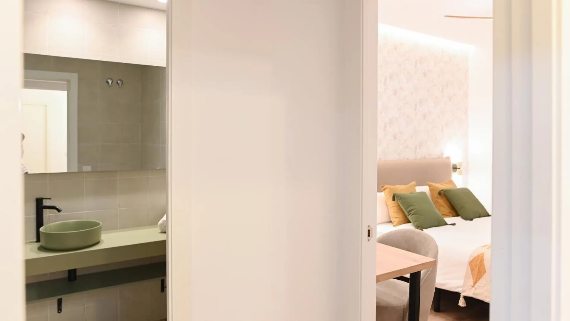 Alohamundi Curtidurias Apartment Seville